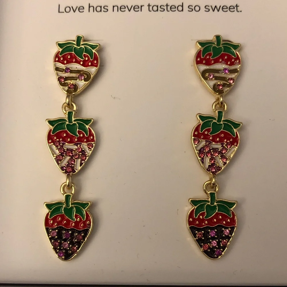BaubleBar Berry Dip Bliss Triple Drop Strawberry Earrings Crystal Accents NIB - Picture 6 of 12